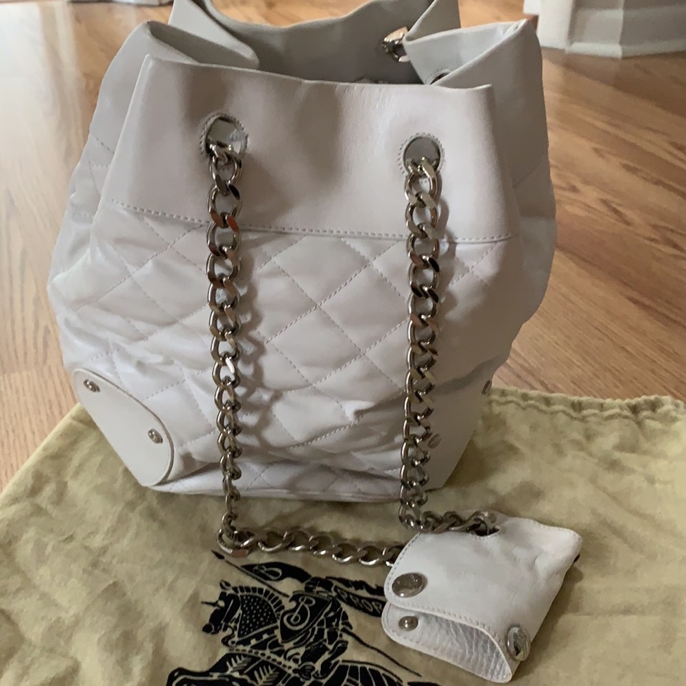 Authentic Burberry Purse - Picture 3 of 7